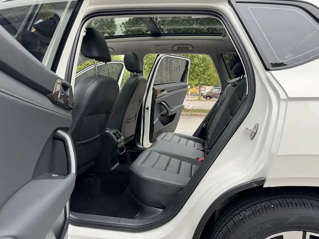Volkswagen Tharu — миниатюра 11