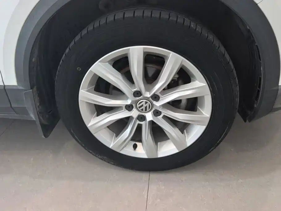 Volkswagen T-Roc — миниатюра 6