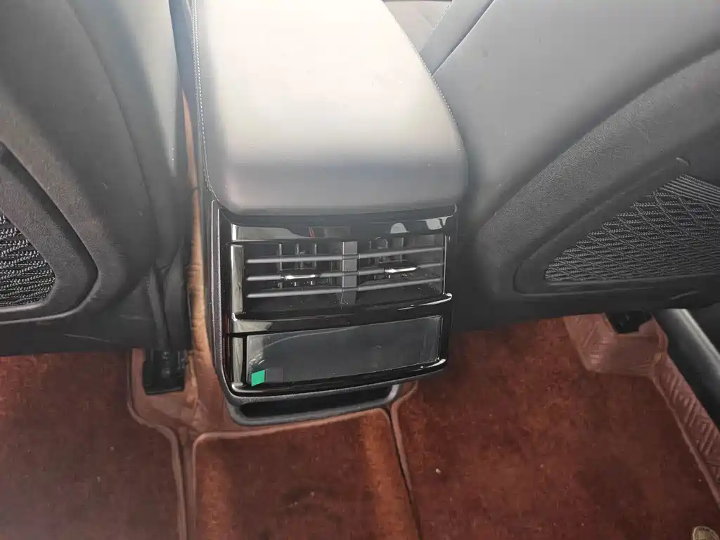 Geely Xingyue L — миниатюра 10