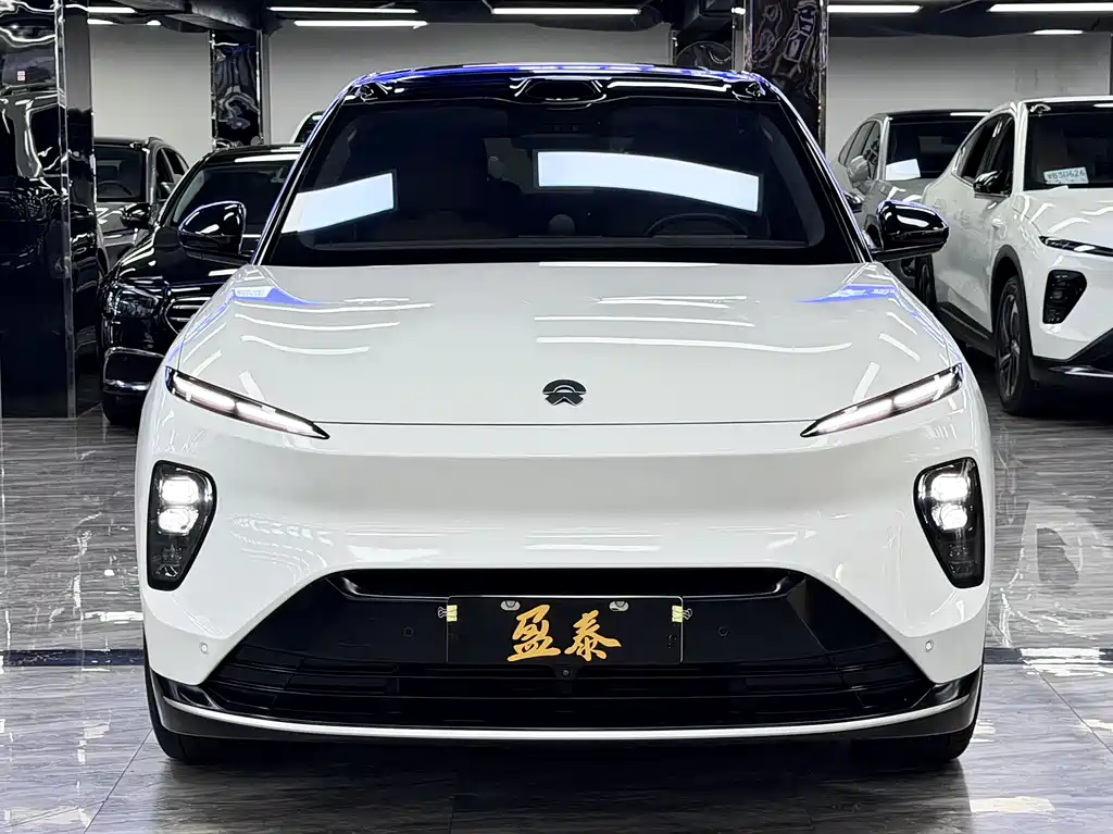 NIO ES8 2023 100kWh