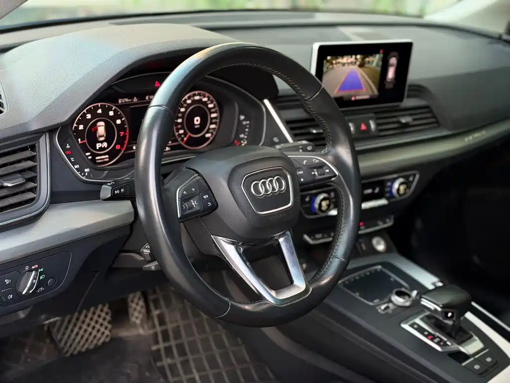 Audi Q5L — миниатюра 11