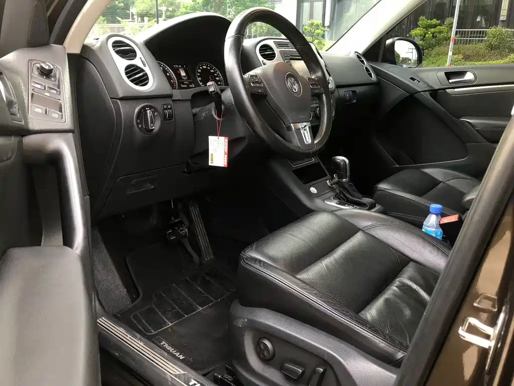 Volkswagen Tiguan — миниатюра 2