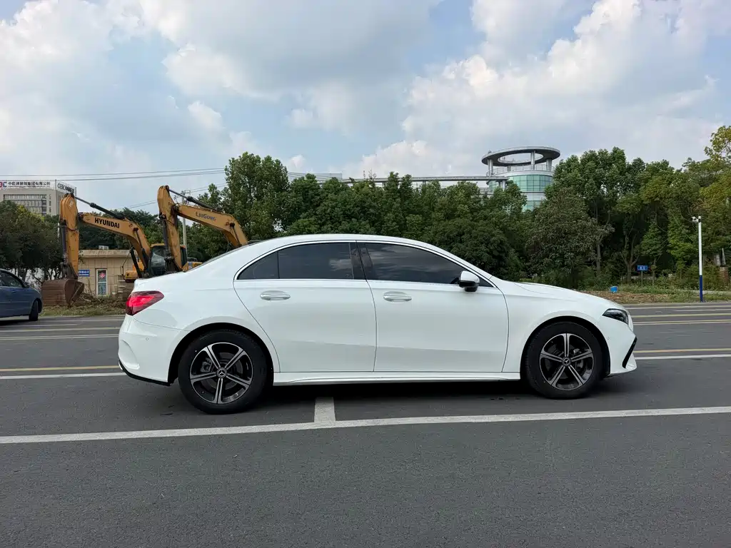 Mercedes-Benz A-Class — миниатюра 4