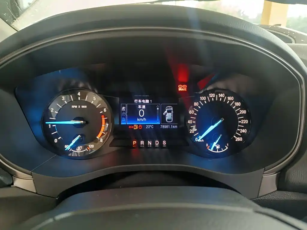 Ford Mondeo — миниатюра 12