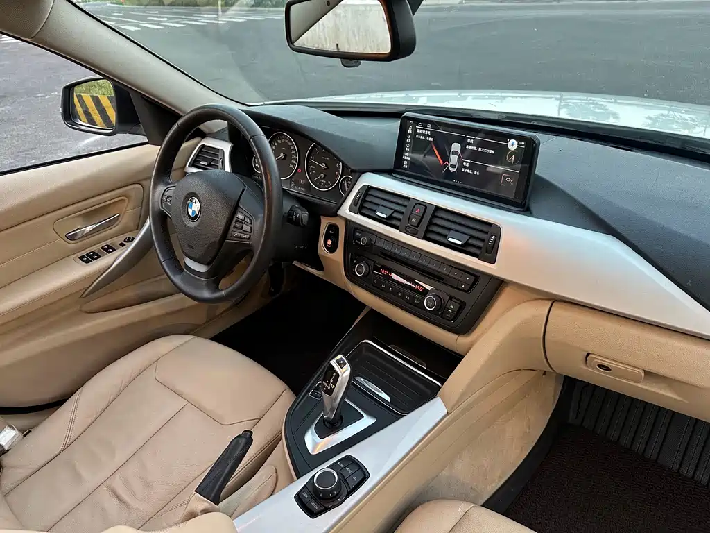 BMW 3 Series — миниатюра 12