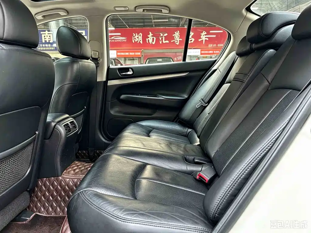 Infiniti G — миниатюра 9
