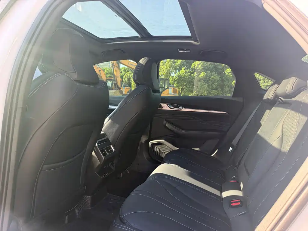 Geely Xingrui — миниатюра 12
