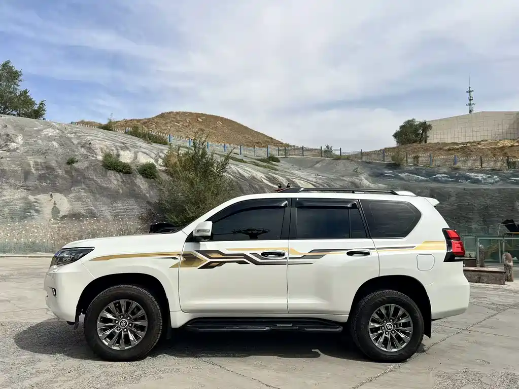 Toyota Prado — миниатюра 18