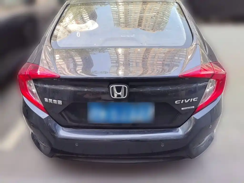 Honda Civic — миниатюра 8