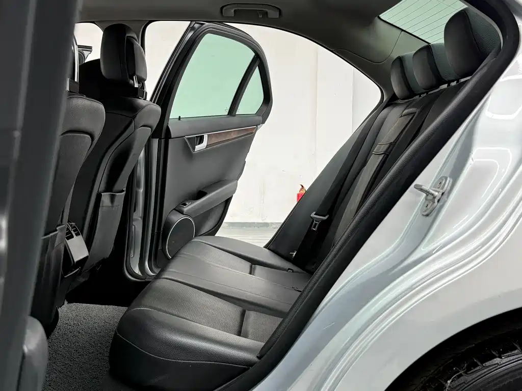 Mercedes-Benz C-Class C 2011 C 200 CGI Fashion