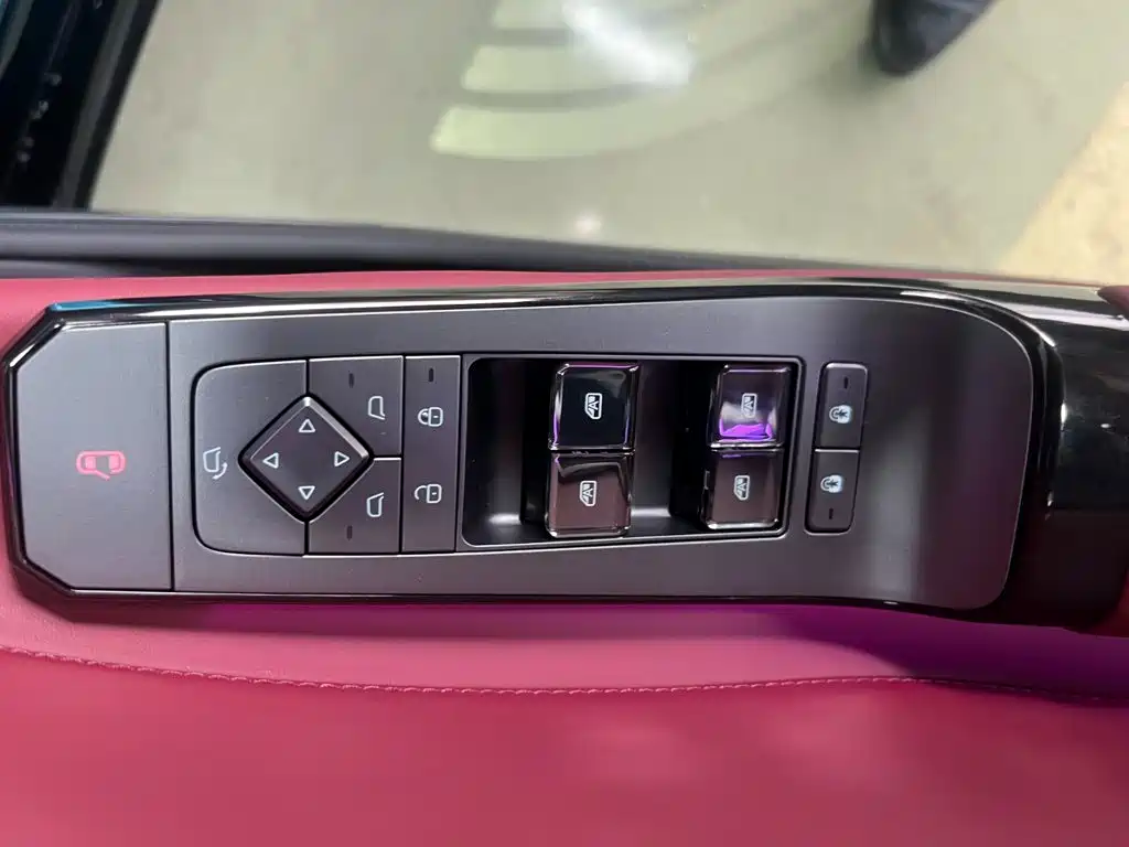 Denza Denza Z9GT — миниатюра 10