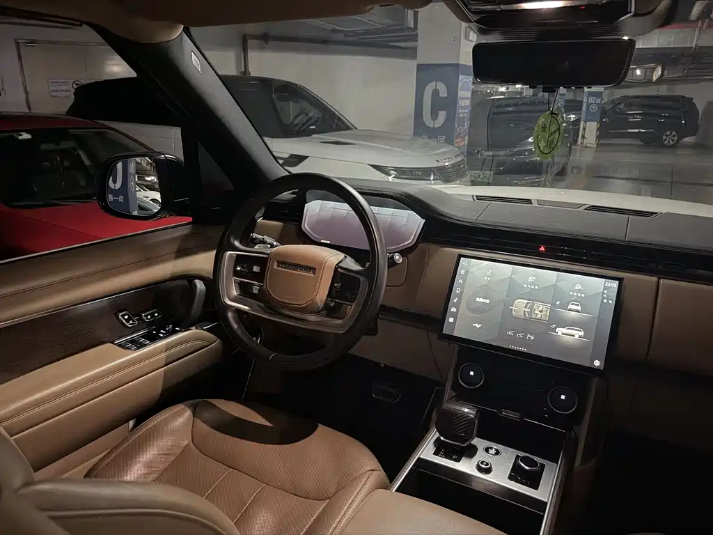 Land Rover Range Rover — миниатюра 6