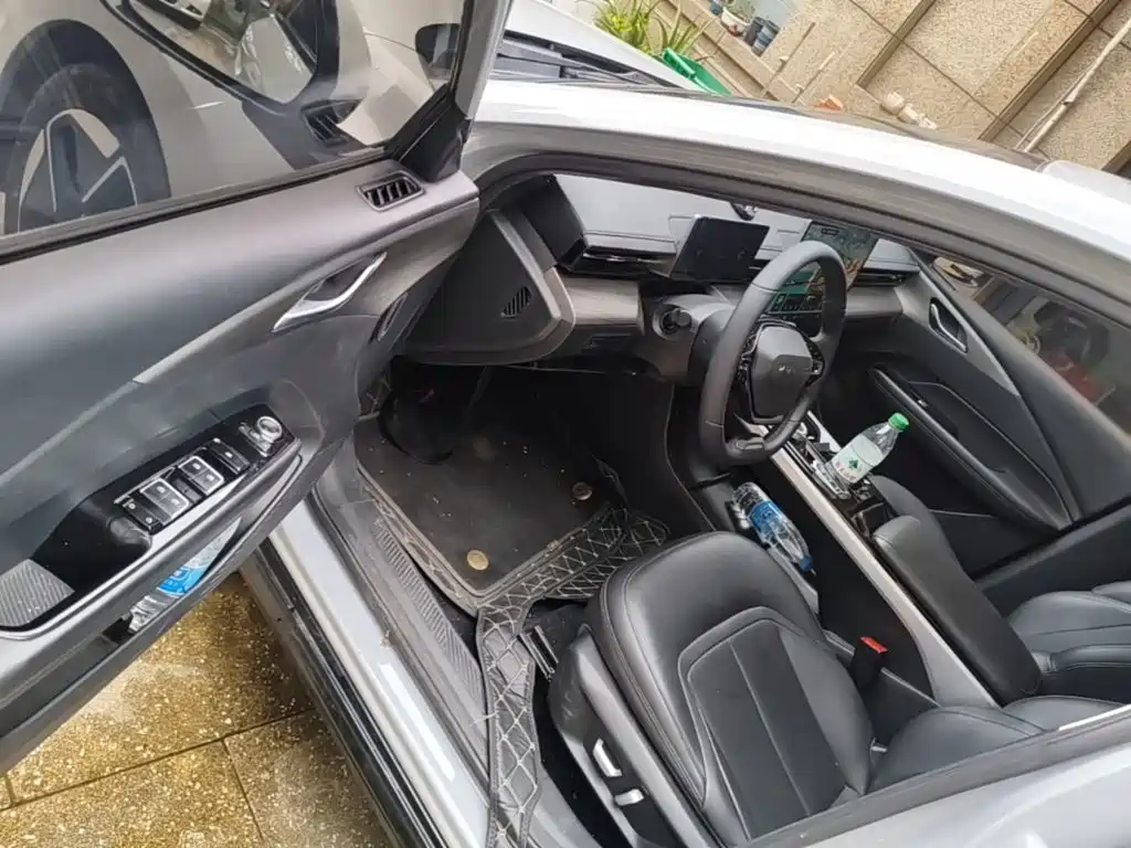 Wuling Xingguang — миниатюра 16