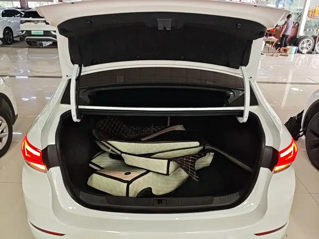 Buick Excelle — миниатюра 19