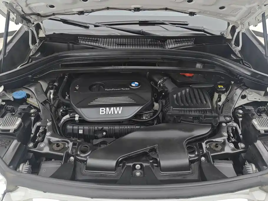 BMW X1 — миниатюра 10
