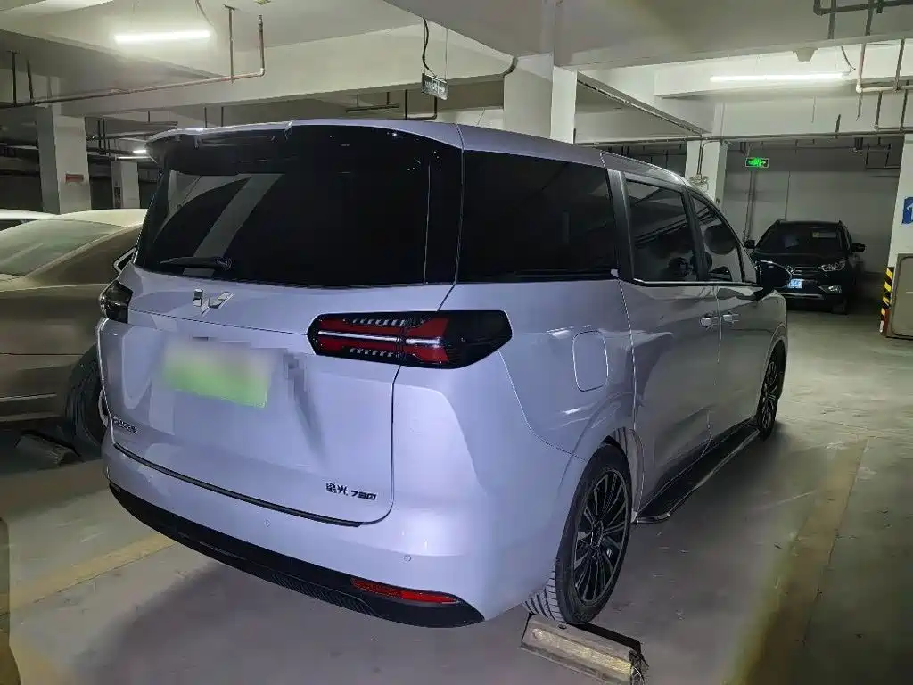 Wuling Xingguang 730 New Energy — миниатюра 6