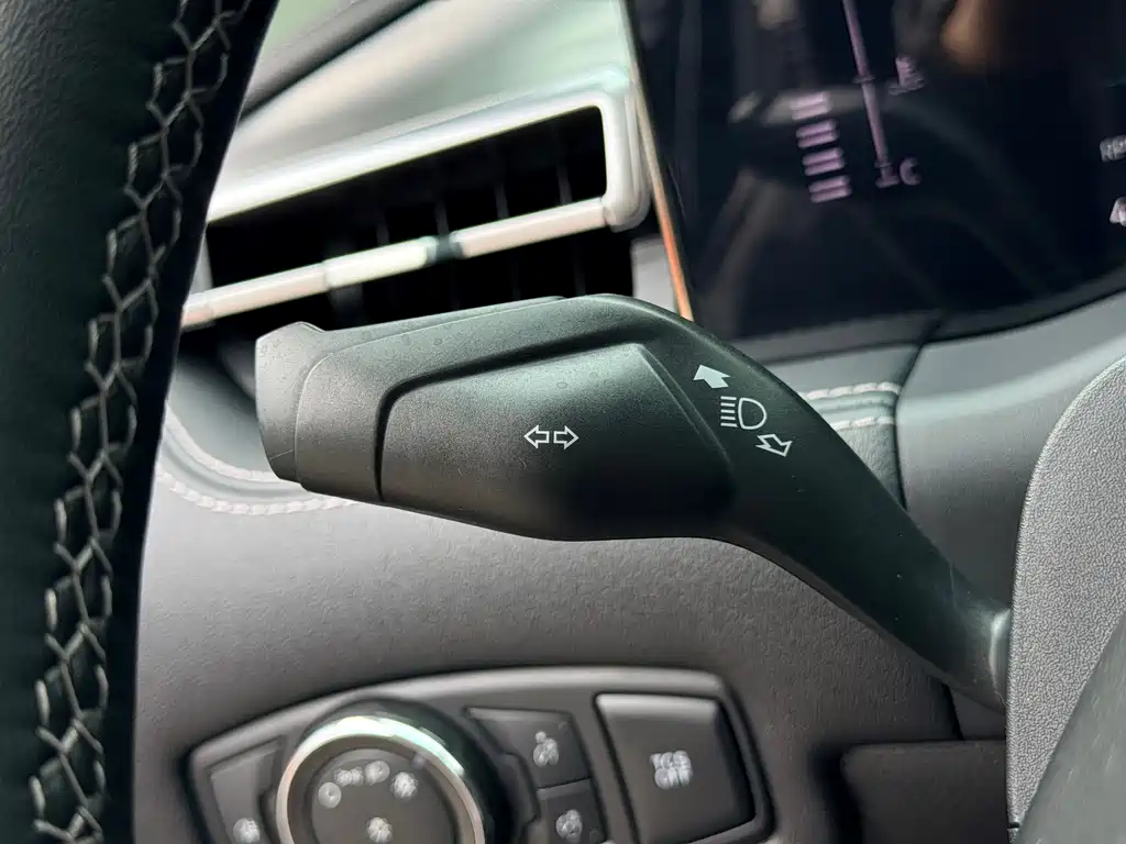 Ford Edge — миниатюра 21
