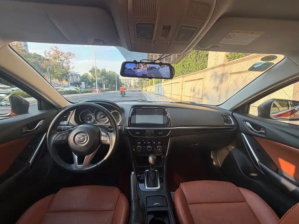 Mazda Atenza — миниатюра 8