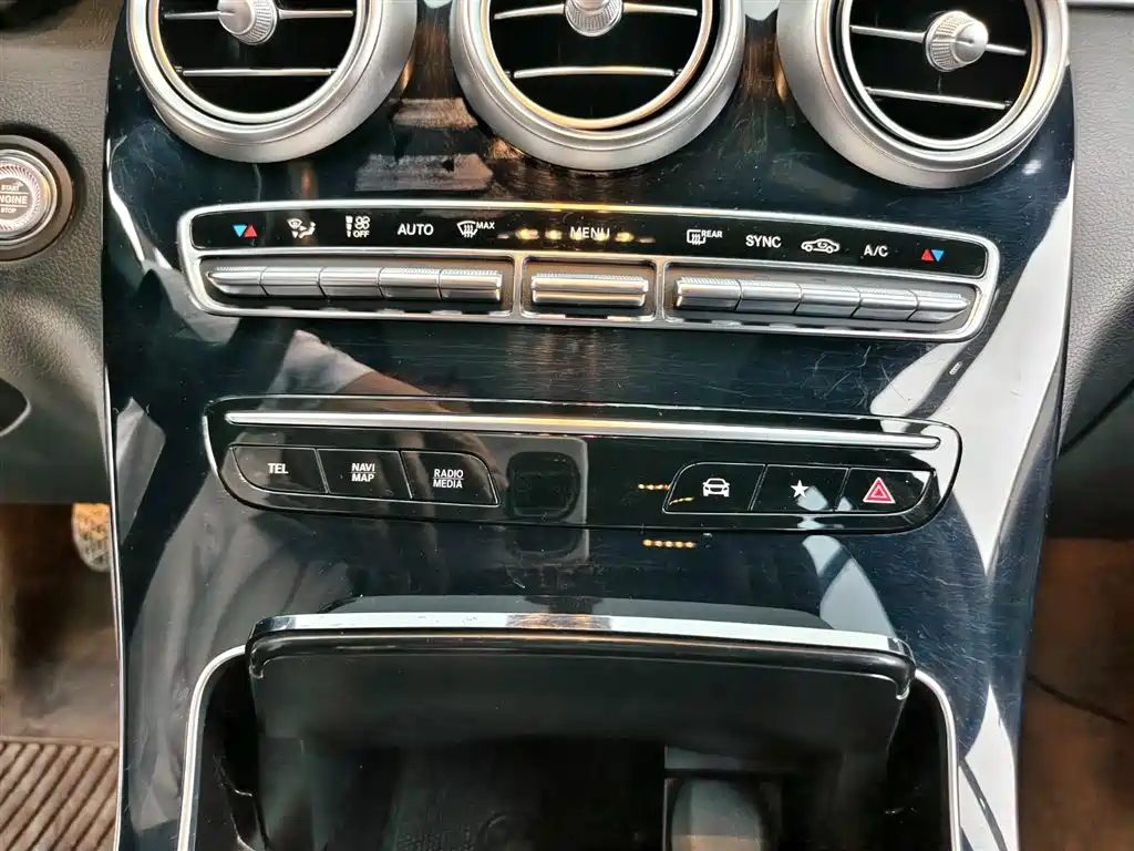 Mercedes-Benz GLC 2021 GLC 260 L 4MATIC