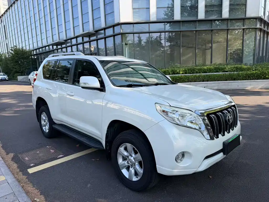 Toyota Prado — миниатюра 3
