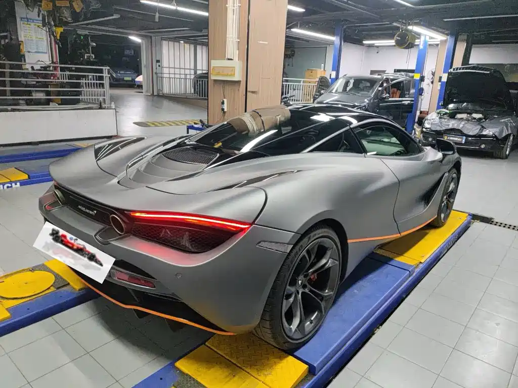 McLaren 720S — миниатюра 2