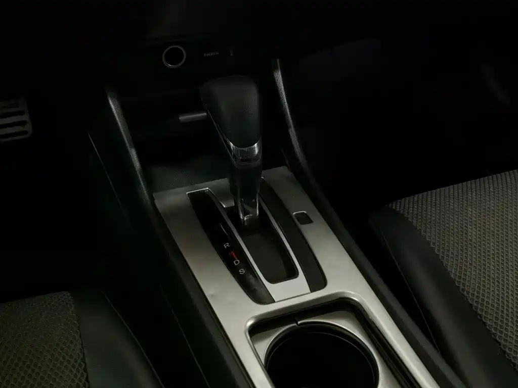 Honda Jade — миниатюра 13