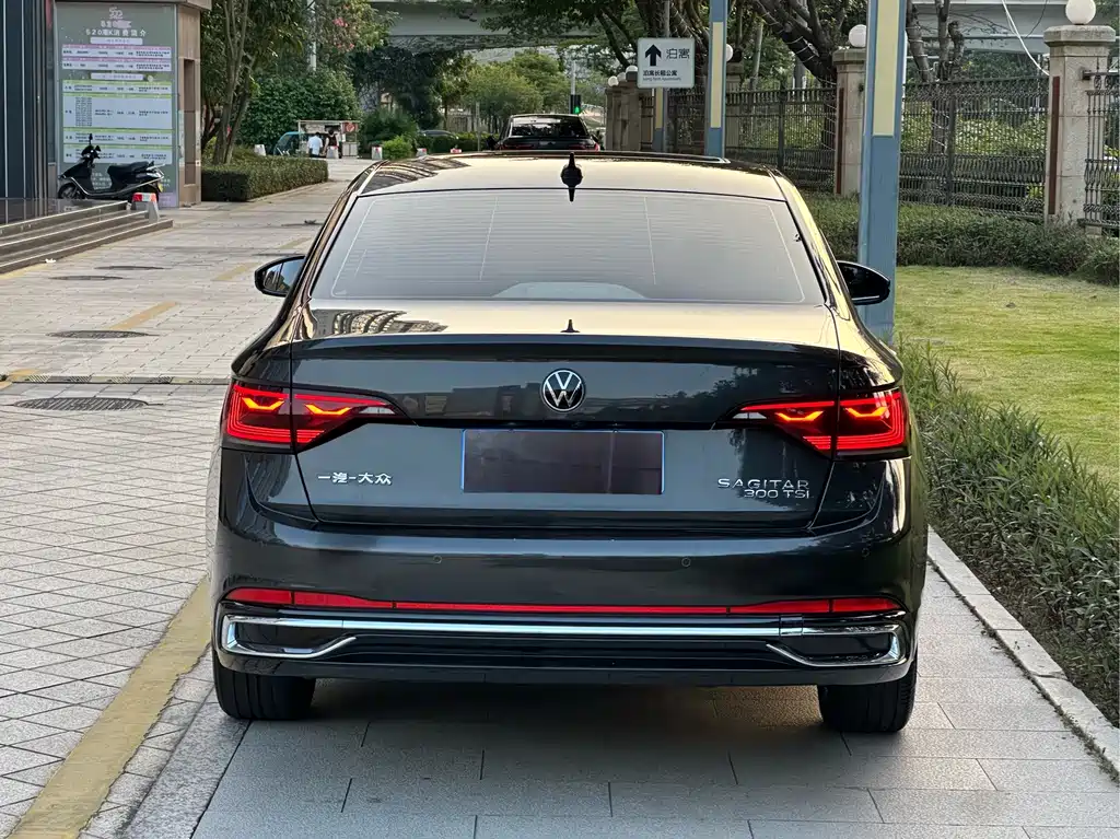 Volkswagen Sagitar — миниатюра 11