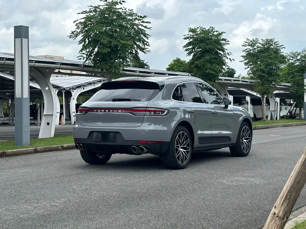 Porsche Macan — миниатюра 4