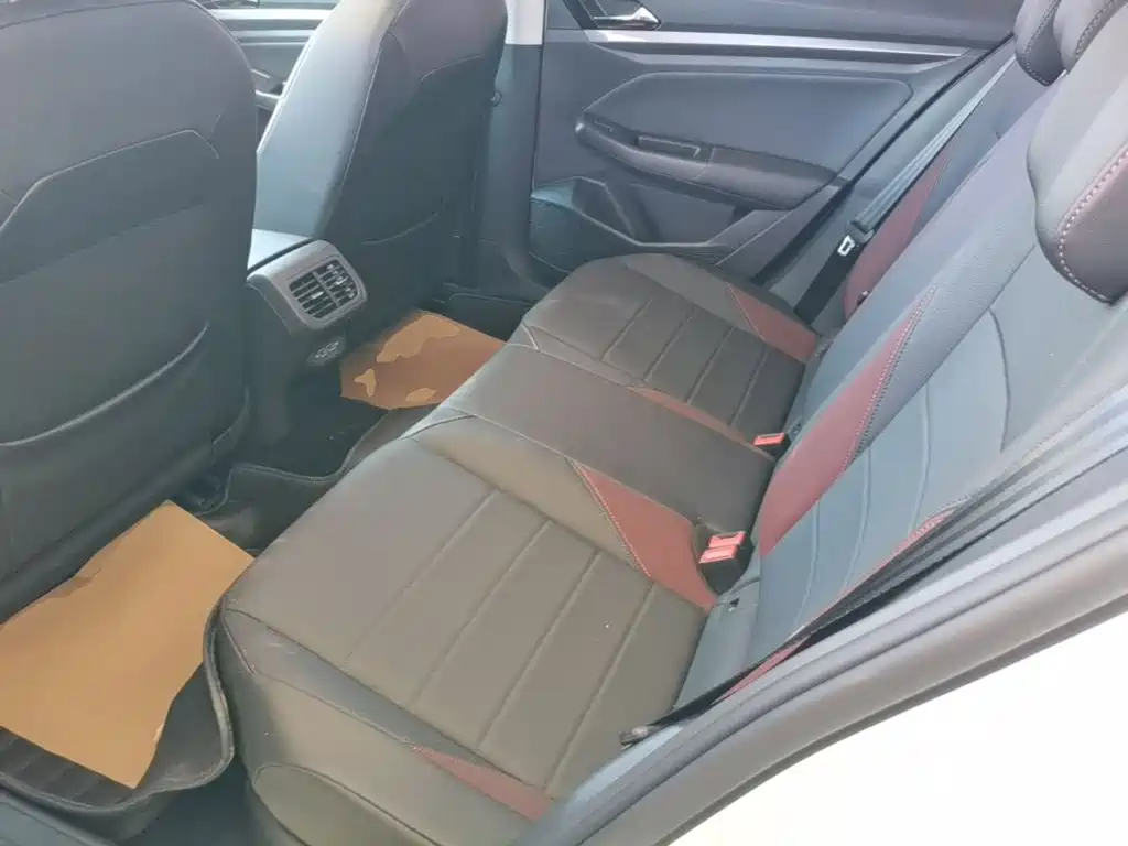 Volkswagen Bora — миниатюра 17