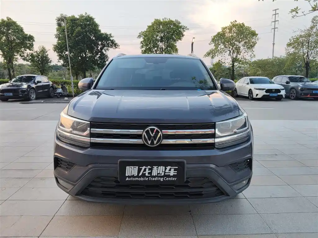 Volkswagen Tharu — миниатюра 2