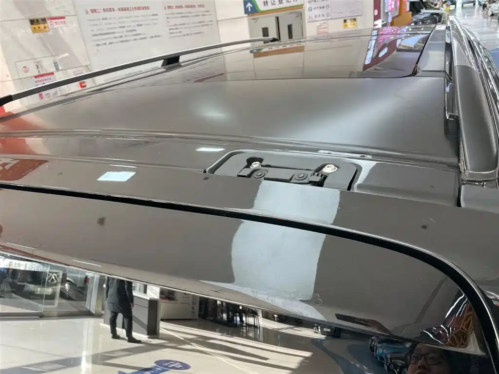 MERCEDES-BENZ V CLASS