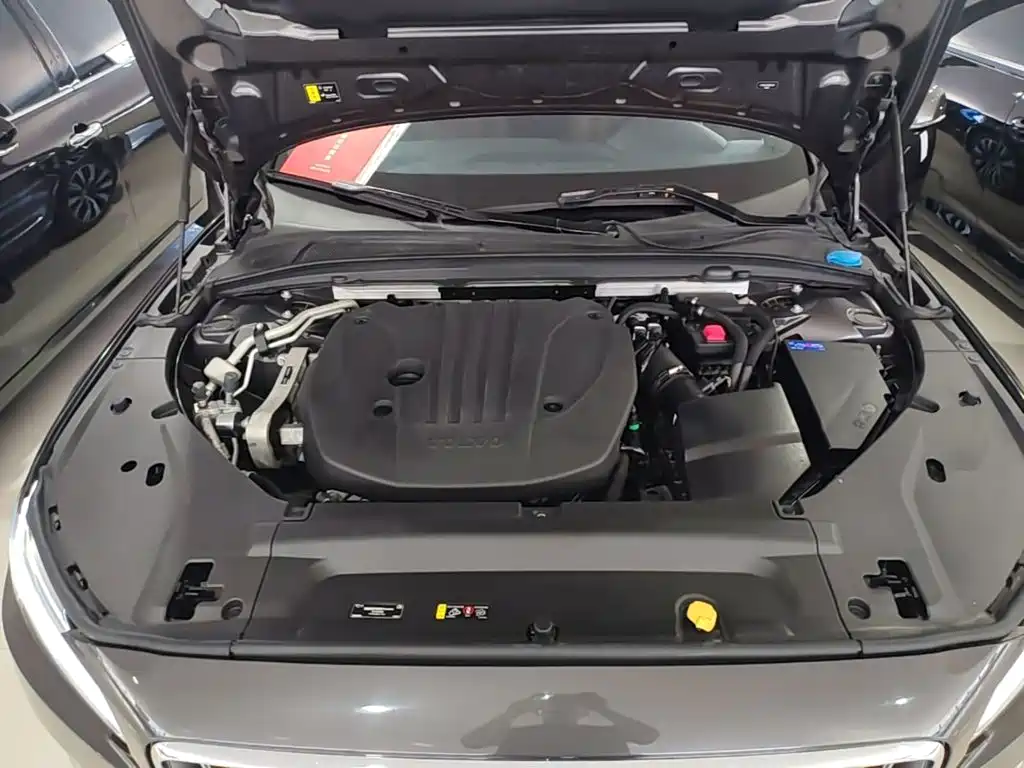 Volvo S90 — миниатюра 20