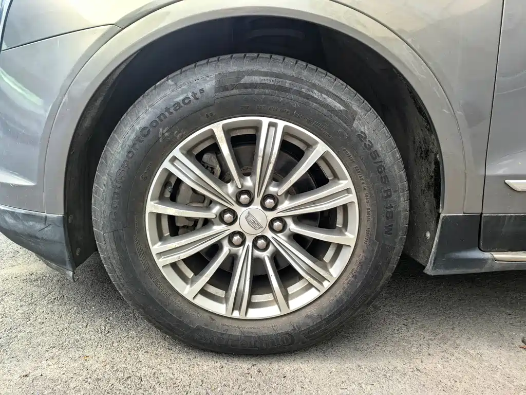 Cadillac XT5 — миниатюра 4