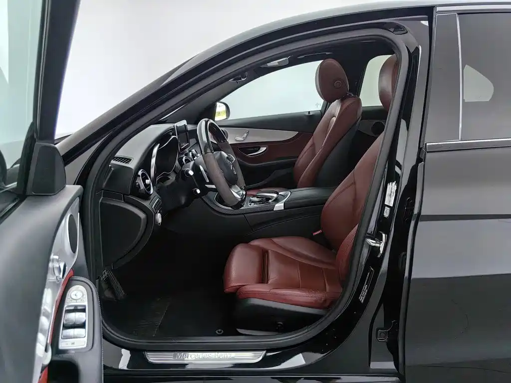 Mercedes-Benz C-Class — миниатюра 10