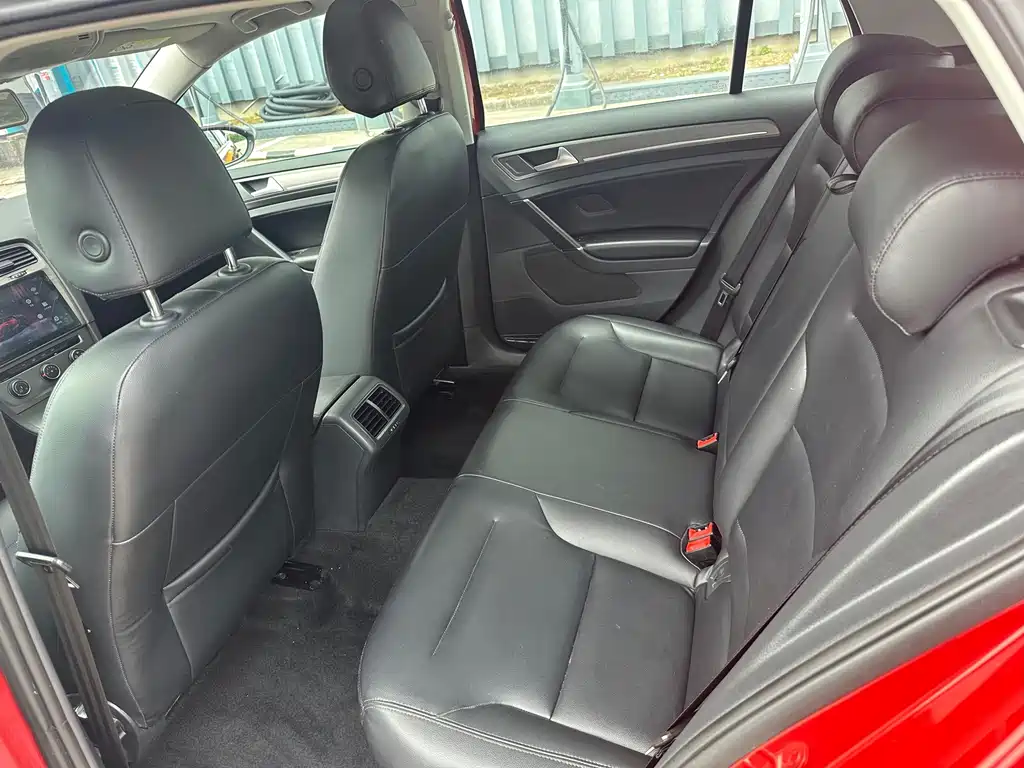 Volkswagen Golf — миниатюра 7