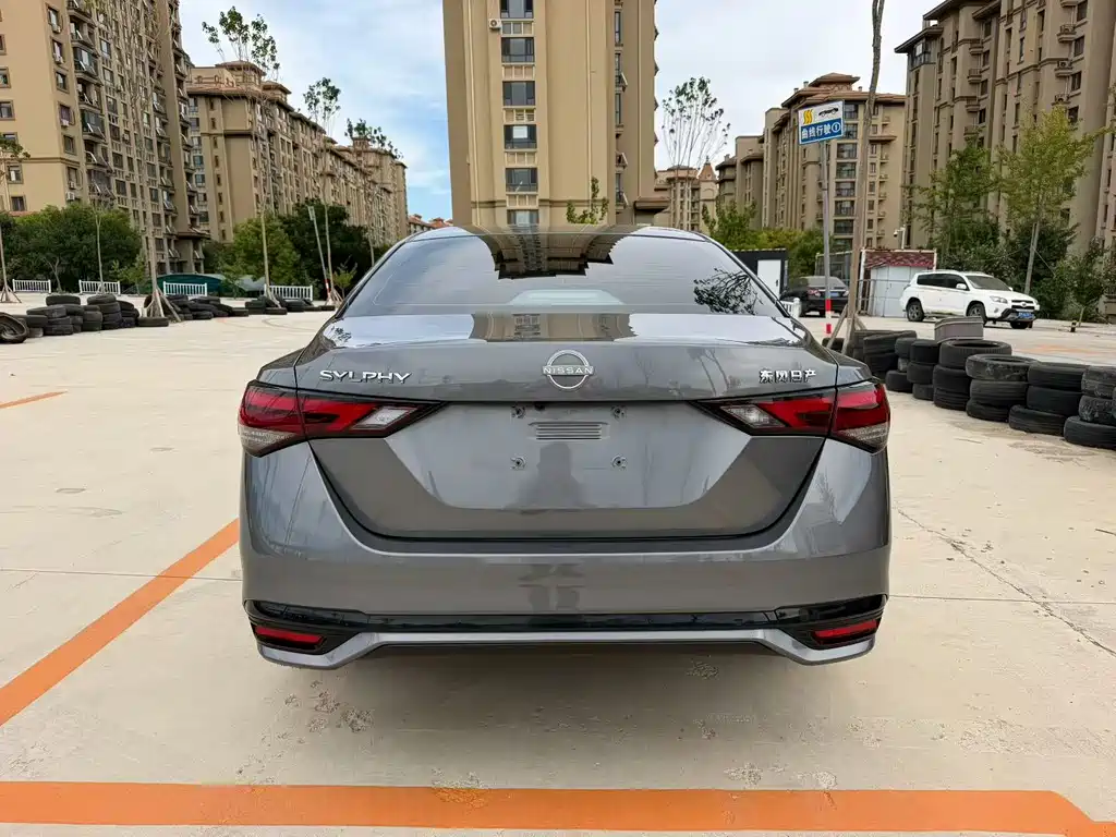 Nissan Sylphy — миниатюра 4