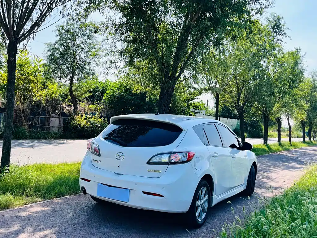 Mazda 3 Xingcheng — миниатюра 7