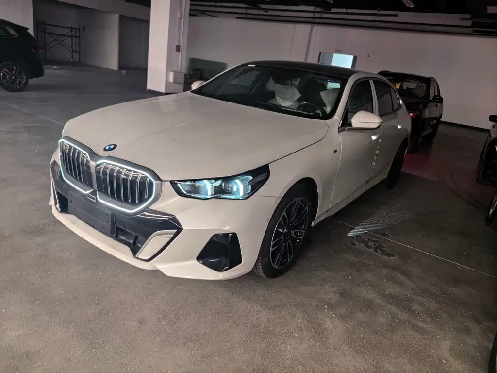 BMW 5 Series 5 2025 530Li Lead M Sport