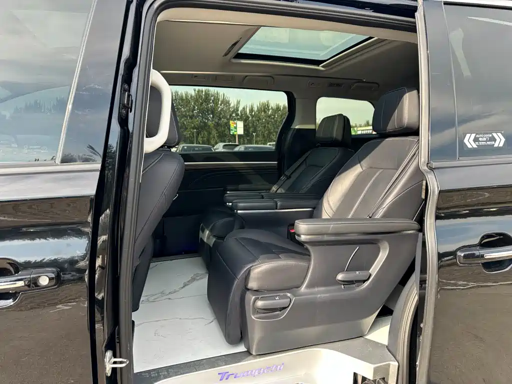 GAC Motor Trumpchi M8 — миниатюра 10