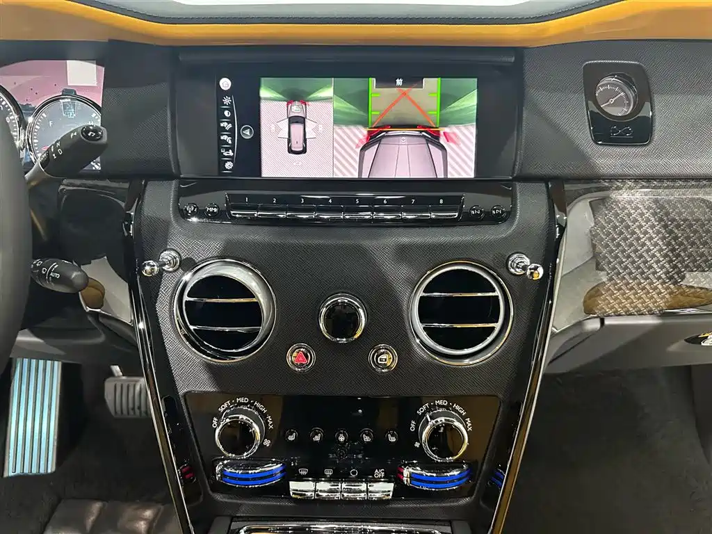 ROLLS-ROYCE CULLINAN