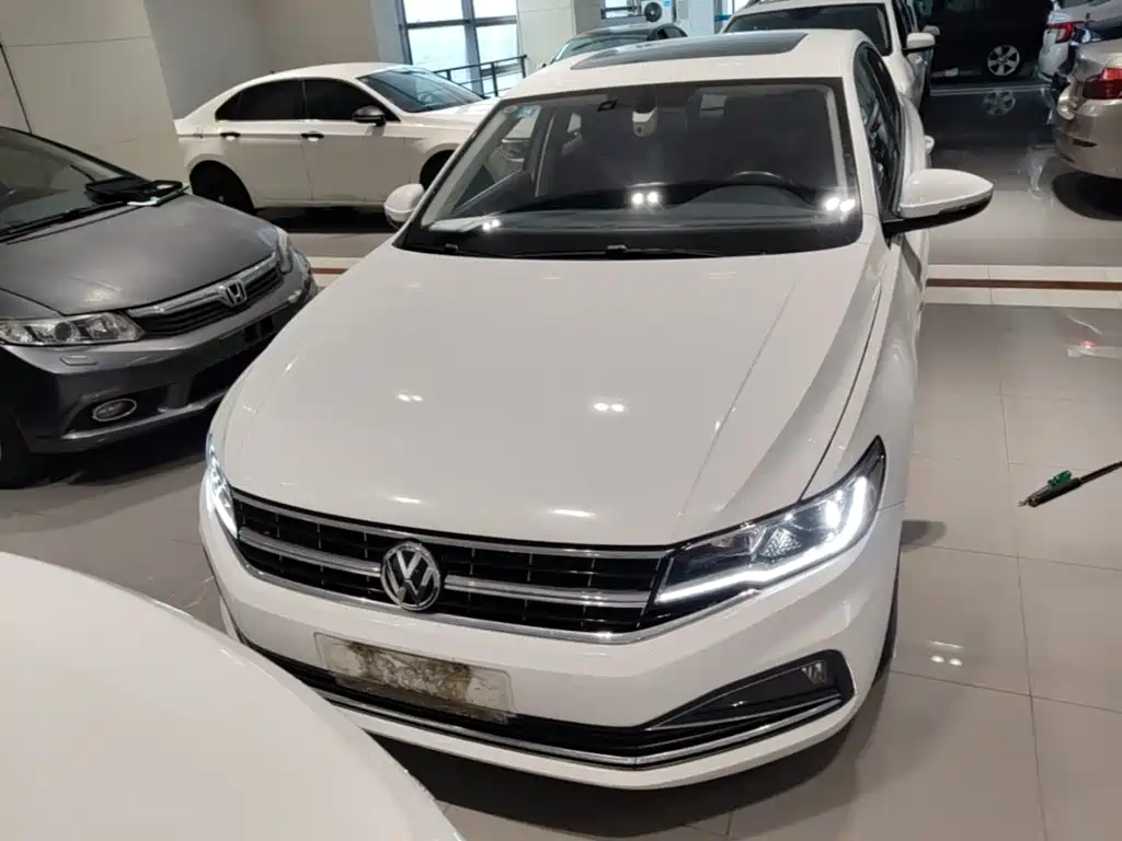 Volkswagen Bora — миниатюра 3