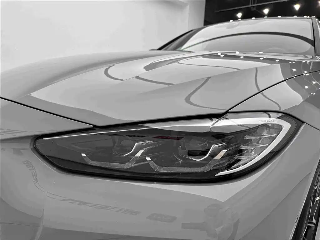BMW i4 — миниатюра 27