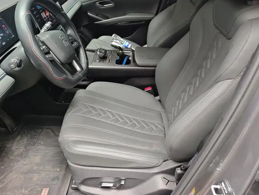 BYD L DM-i — миниатюра 9