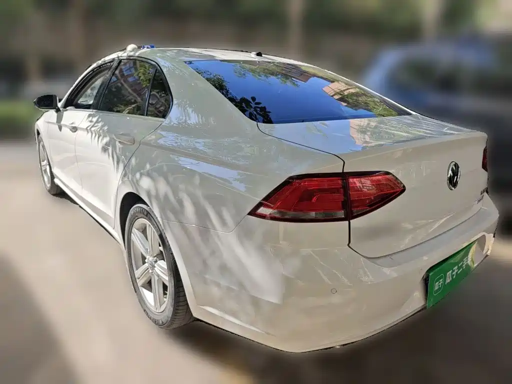 Volkswagen Lamando — миниатюра 5