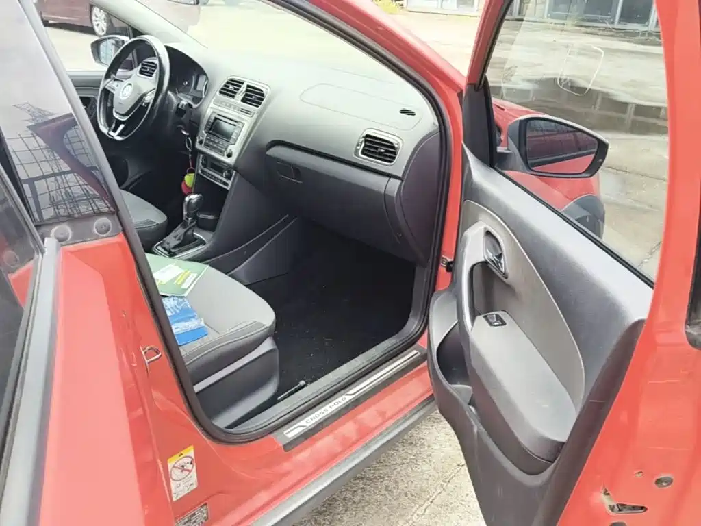 Volkswagen Polo — миниатюра 9