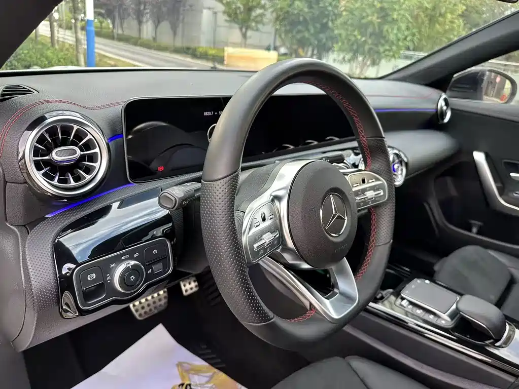 Mercedes-Benz CLA (Import) — миниатюра 22