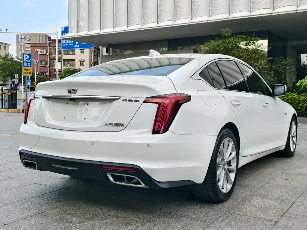 Cadillac CT5 — миниатюра 7