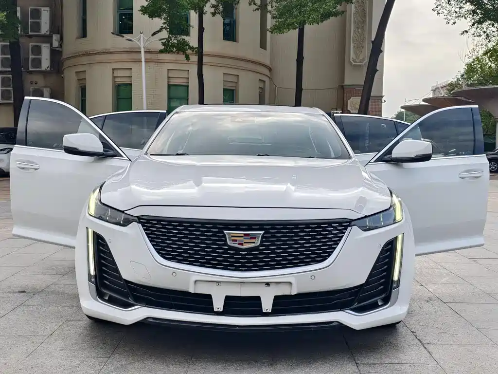 Cadillac CT5 — миниатюра 12