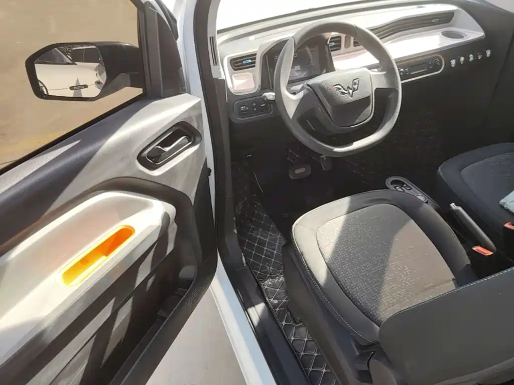 Wuling MINIEV — миниатюра 16