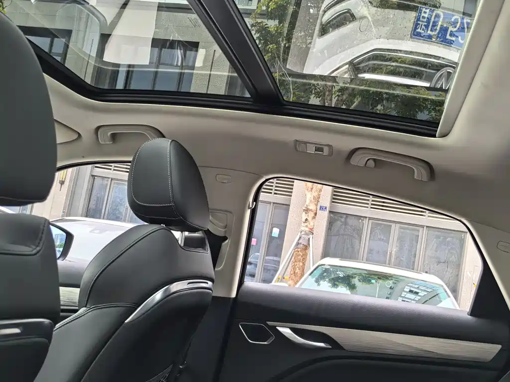 GEELY AUTOMOBILE XINGYUE